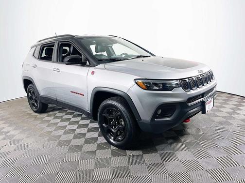 Black Clearcoat 2024 Jeep Compass Trailhawk