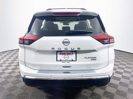 2025 Nissan Rogue Platinum