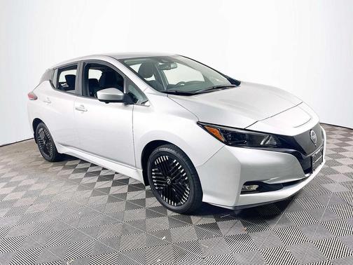 2024 Nissan Leaf SV PLUS