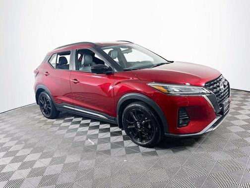 Scarlet Ember Tintcoat 2024 Nissan Kicks SR