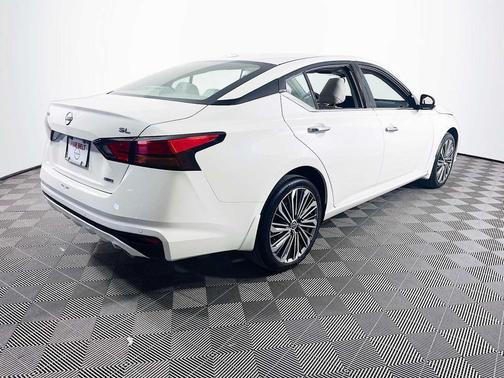 2025 Nissan Altima SL AWD