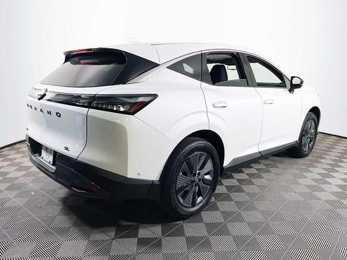 2025 Nissan Murano SL