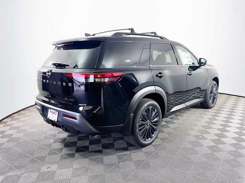 Super Black 2026 Nissan Pathfinder SL