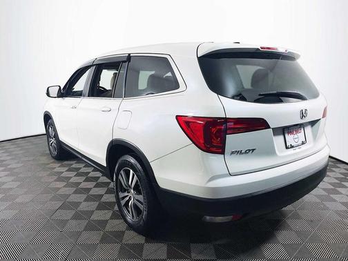 2016 Honda Pilot EX