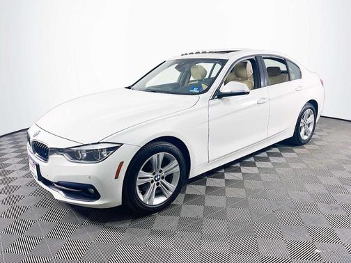 2018 BMW 330 xDrive