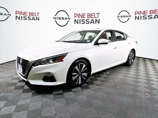 2020 Nissan Altima 2.5 SV