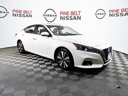 2020 Nissan Altima 2.5 SV