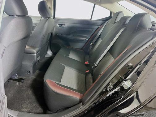 Super Black 2025 Nissan Versa 1.6 S