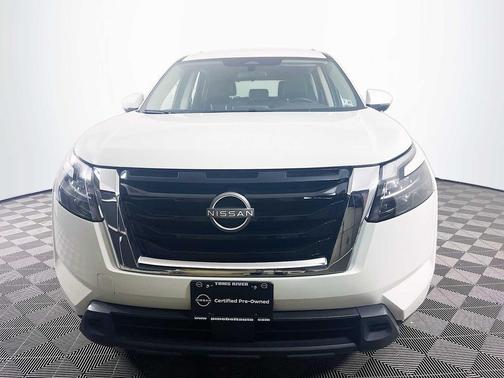 2024 Nissan Pathfinder SV 4WD