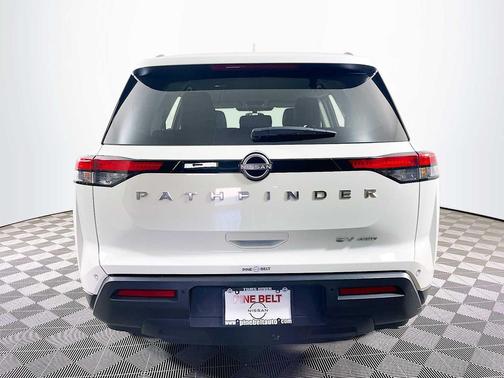 2024 Nissan Pathfinder SV 4WD