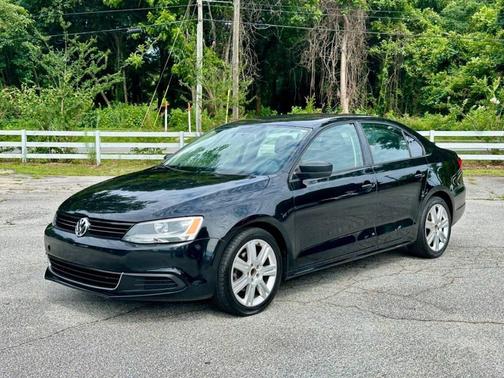Black Uni 2014 Volkswagen Jetta Auto S