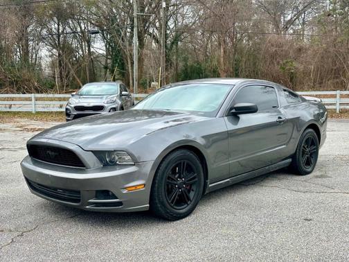 2014 Ford Mustang V6