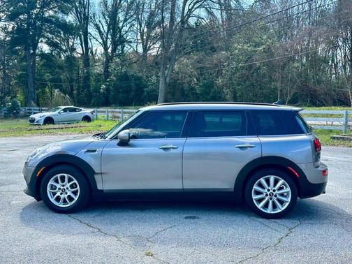 2017 MINI Clubman Cooper