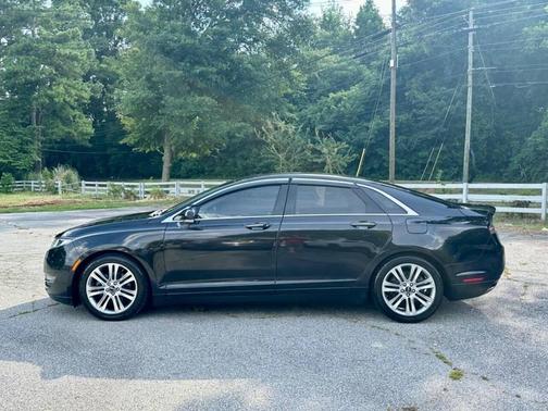 2014 Lincoln MKZ Base