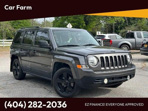 Granite Crystal Metallic Clearcoat 2014 Jeep Patriot Altitude