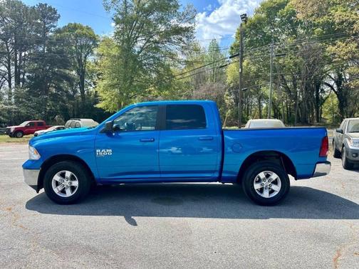 Hydro Blue Pearlcoat 2021 RAM 1500 Classic SLT