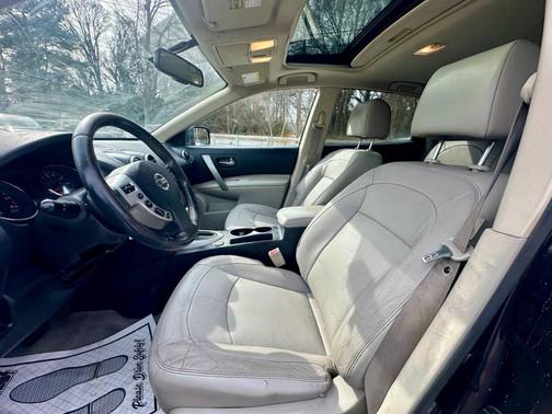 2011 Nissan Rogue SV