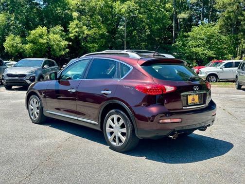Burgundy 2016 INFINITI QX50 Base