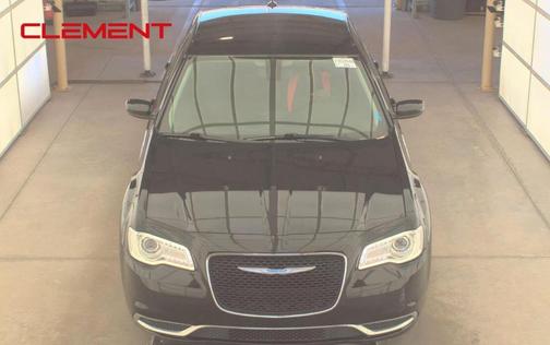 2021 Chrysler 300 Touring