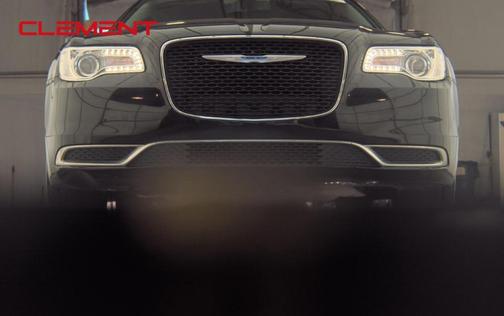 2021 Chrysler 300 Touring