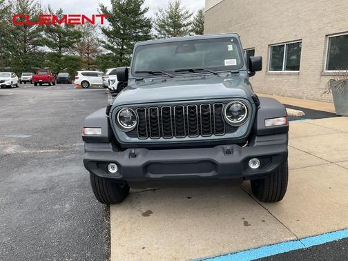 Anvil Clearcoat 2026 Jeep Wrangler Sport