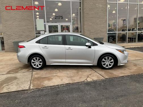 2023 Toyota Corolla LE