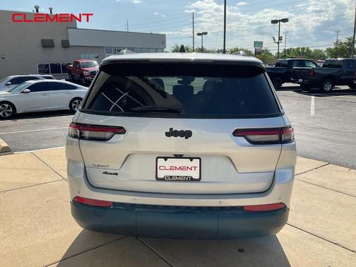 2023 Jeep Grand Cherokee L Laredo