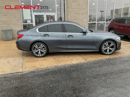 2019 BMW 330 i