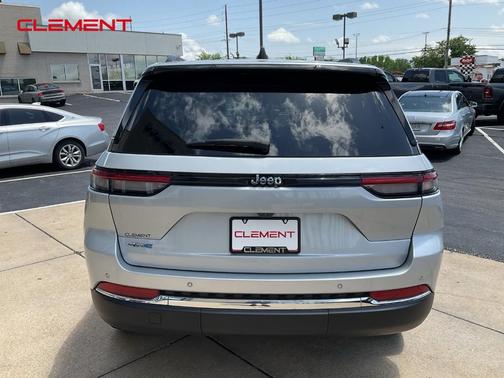 2022 Jeep Grand Cherokee 4xe Base