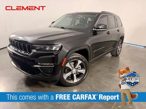 Diamond Black 2022 Jeep Grand Cherokee 4xe Base