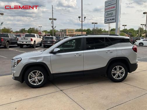 2022 GMC Terrain SLE