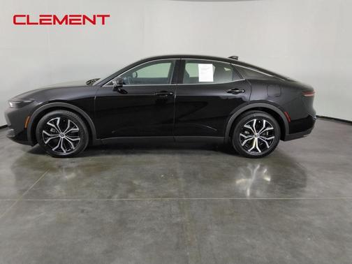 Black 2025 Toyota Crown XLE