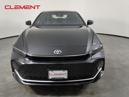 Black 2025 Toyota Crown XLE