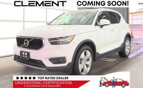 2021 Volvo XC40 T5 Momentum