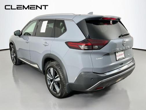 Boulder Gray Pearl 2023 Nissan Rogue SL