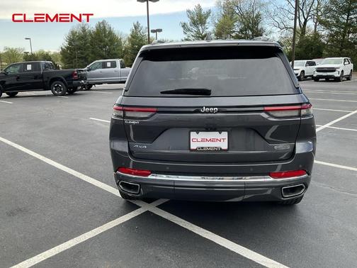 2022 Jeep Grand Cherokee Overland