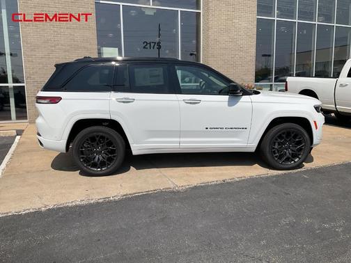 2025 Jeep Grand Cherokee Summit