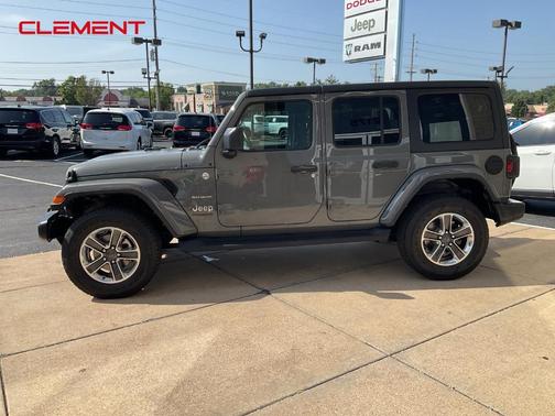 2022 Jeep Wrangler Unlimited Sahara
