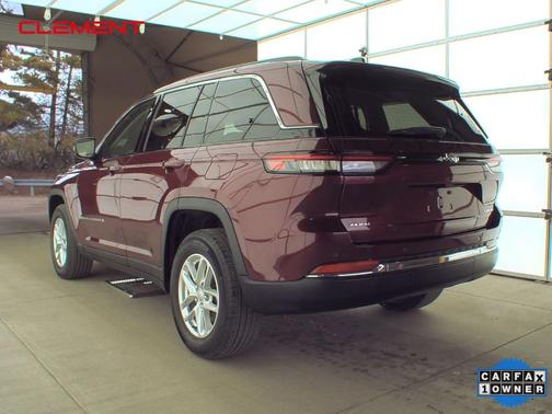 2023 Jeep Grand Cherokee Laredo