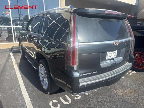 2018 Cadillac Escalade Luxury