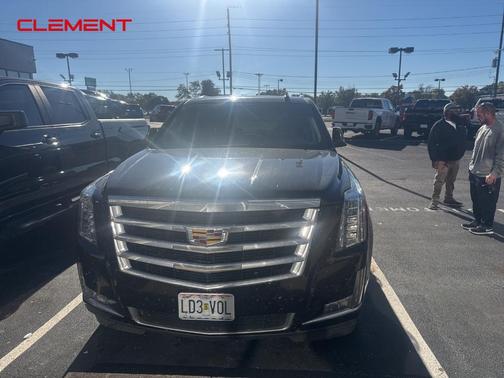 2018 Cadillac Escalade Luxury