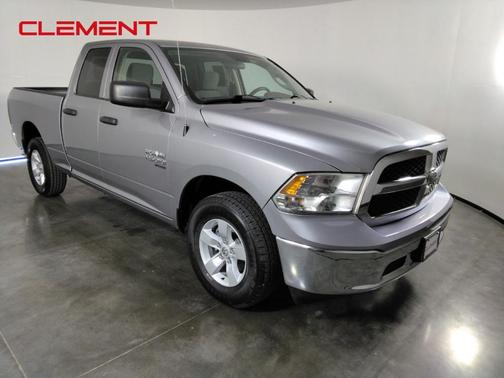 Billet Silver Metallic Clearcoat 2024 RAM 1500 Classic SLT