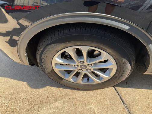 2021 Ford Escape SE
