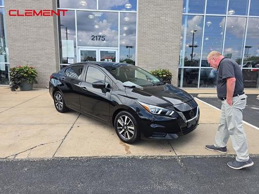 2021 Nissan Versa 1.6 SV