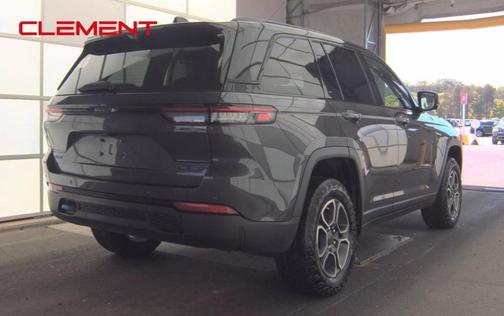 Metallic 2022 Jeep Grand Cherokee 4xe Trailhawk
