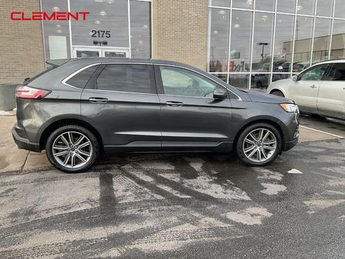2019 Ford Edge Titanium