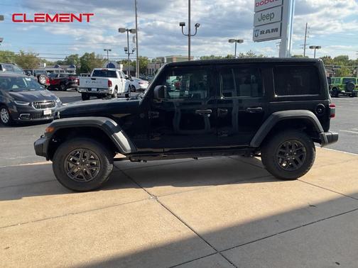 2025 Jeep Wrangler Sport