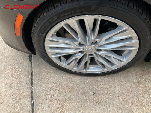 2023 Cadillac CT4 Premium Luxury