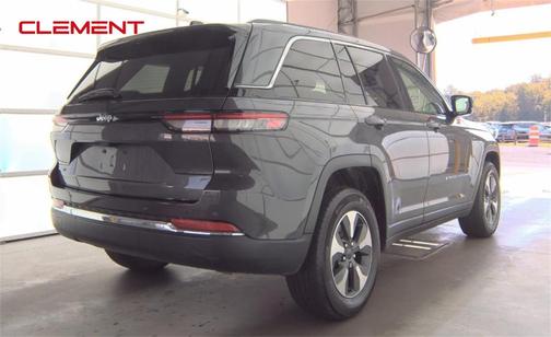 2022 Jeep Grand Cherokee 4xe Base