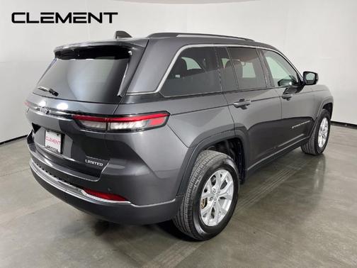 Metallic 2023 Jeep Grand Cherokee Limited